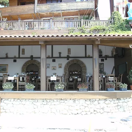 Maison d'hôtes Emona 2*