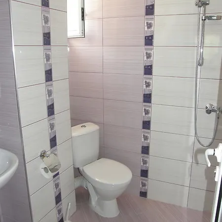 Pensjonat Emona 2*